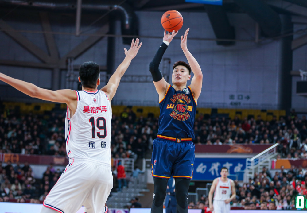 九游娱乐入口-广东男篮在比赛中表现出色夺得胜利