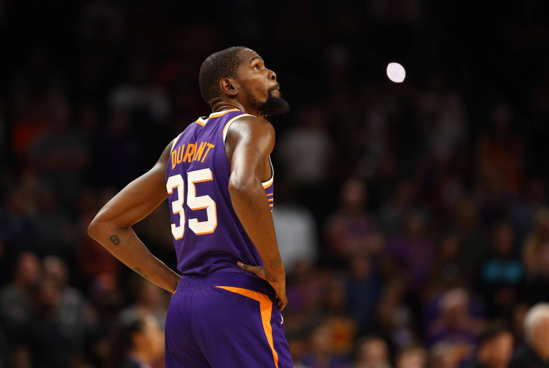 雄鹿鏖战雷霆,锡安统治全场 雄鹿鏖战雷霆,锡安统治全场