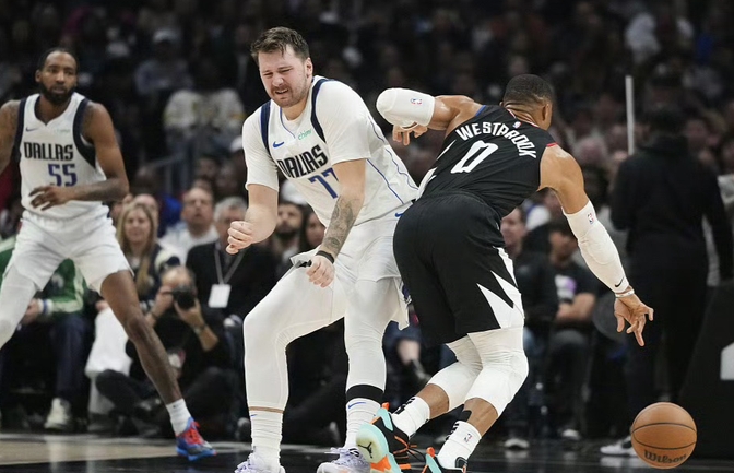 九游体育APP下载-关于湖人碾压快船,约基奇关键制胜的信息