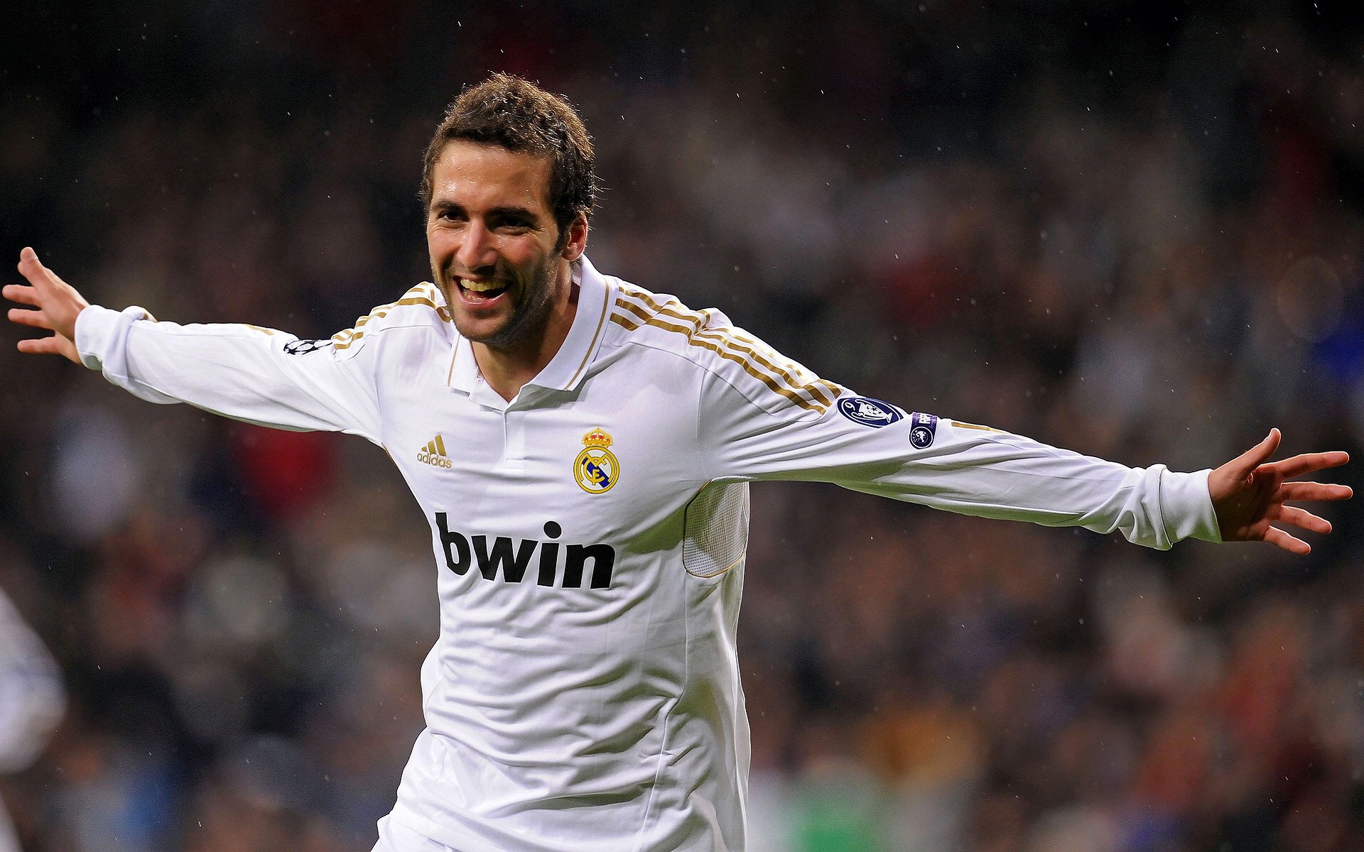 赛道新秩序，皮亚斯特里激进策略助威廉姆斯完胜梅赛德斯